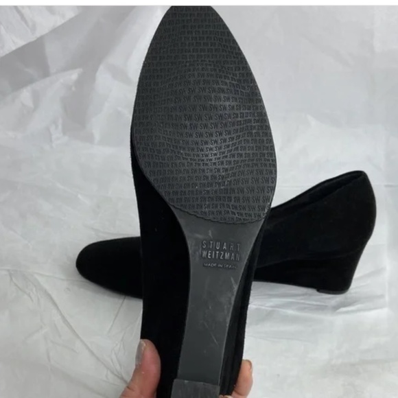 Stuart Weitzman black leather 2.5” wedge size 9 1/2 almost like new condition - Picture 11 of 13